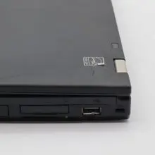 Zagięty port USB